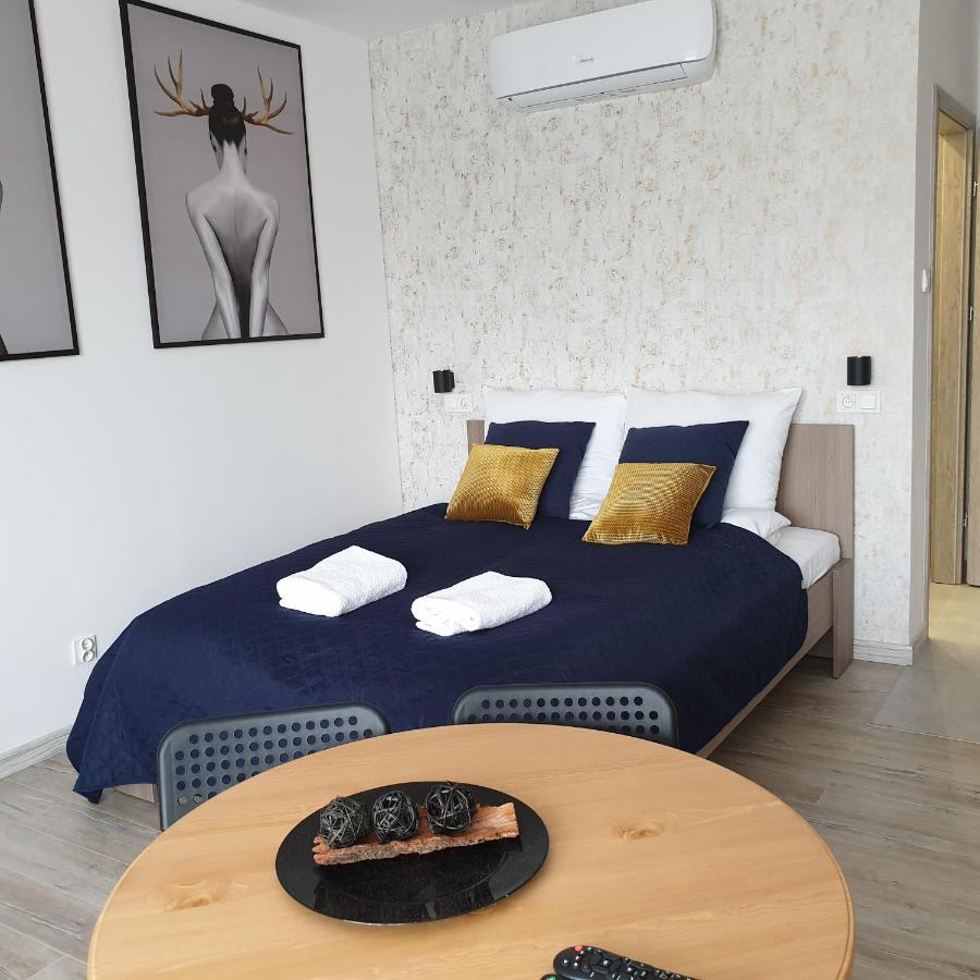 Q Apart Amber - Studio, Manufaktura, Klimatyzacja I Garaz Gratis, Netflix, Fv, Gwarancja Zadowolenia Λοτζ Εξωτερικό φωτογραφία