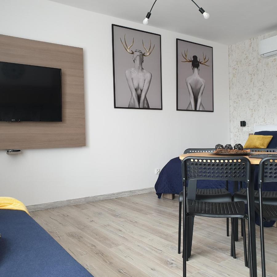 Q Apart Amber - Studio, Manufaktura, Klimatyzacja I Garaz Gratis, Netflix, Fv, Gwarancja Zadowolenia Λοτζ Εξωτερικό φωτογραφία