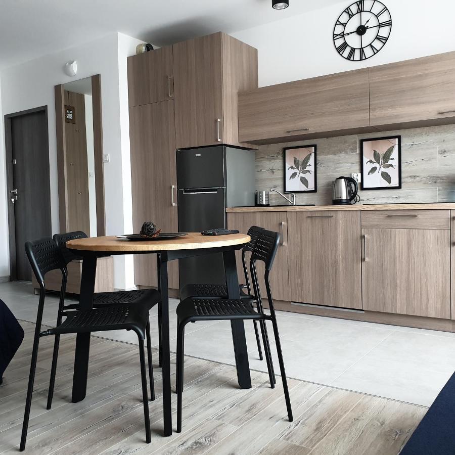 Q Apart Amber - Studio, Manufaktura, Klimatyzacja I Garaz Gratis, Netflix, Fv, Gwarancja Zadowolenia Λοτζ Εξωτερικό φωτογραφία