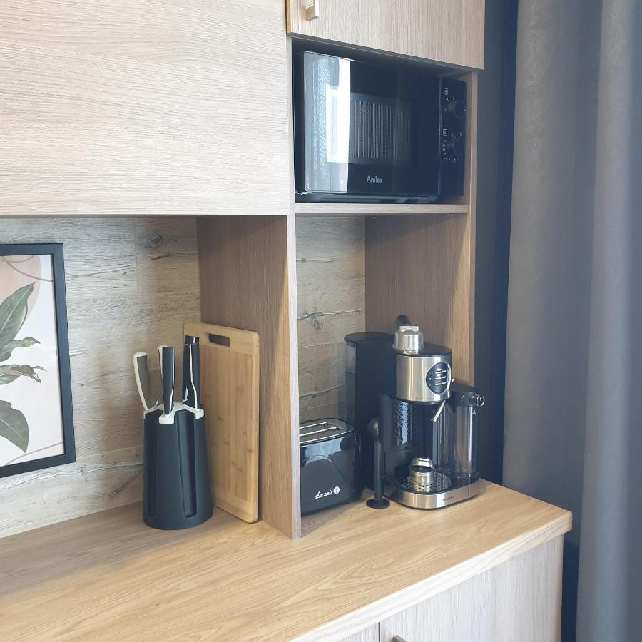 Q Apart Amber - Studio, Manufaktura, Klimatyzacja I Garaz Gratis, Netflix, Fv, Gwarancja Zadowolenia Λοτζ Εξωτερικό φωτογραφία